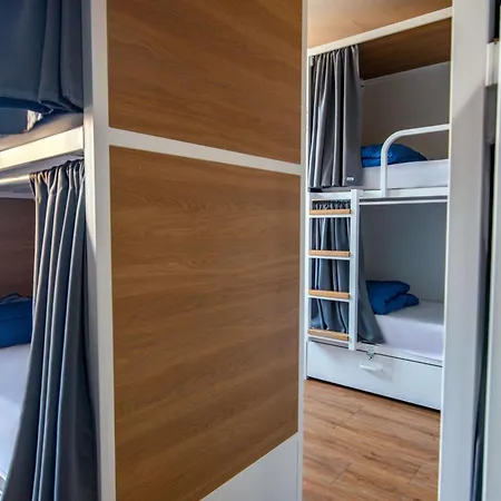 Factory Hostels Barcelona-2
